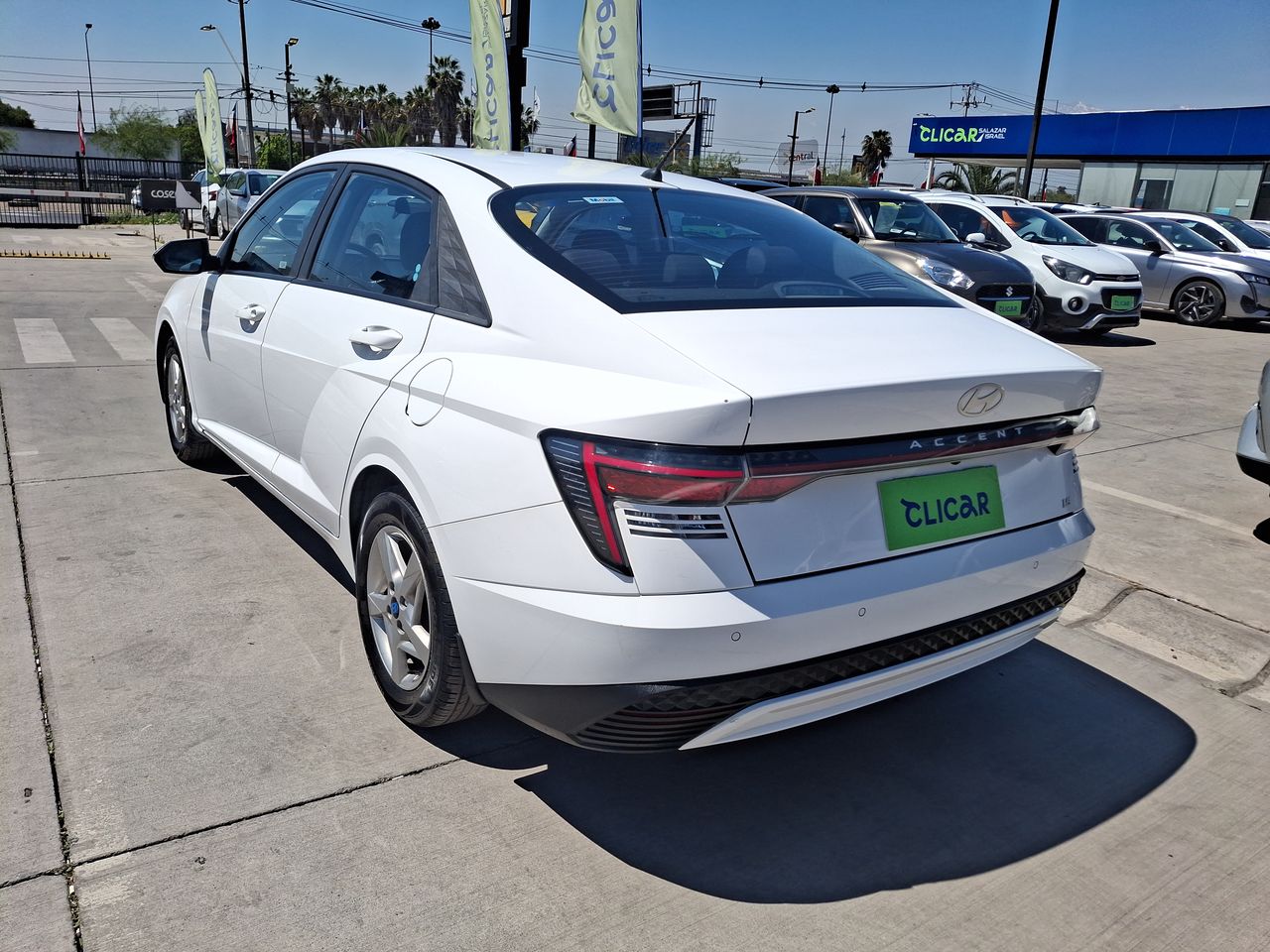 HYUNDAI - 5