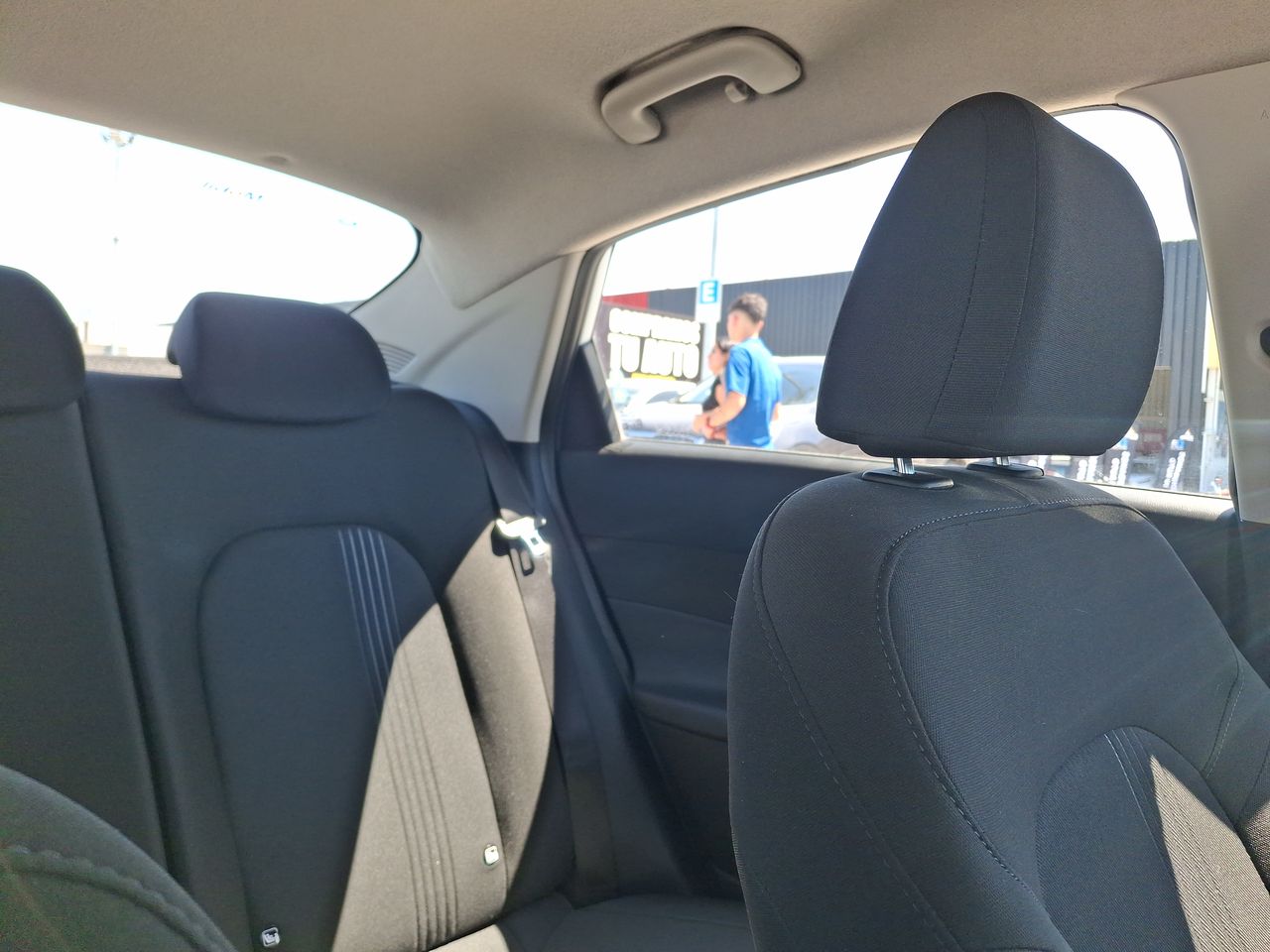 HYUNDAI - 14