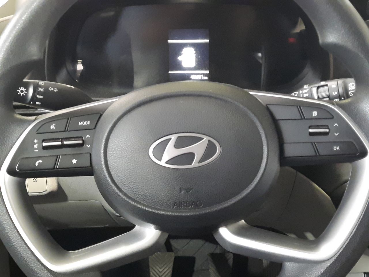 HYUNDAI - 26
