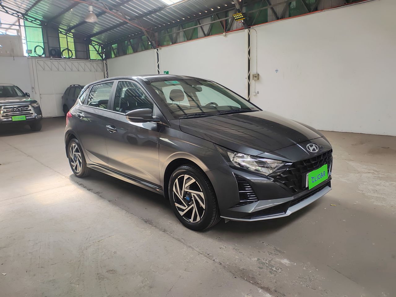 HYUNDAI - 1