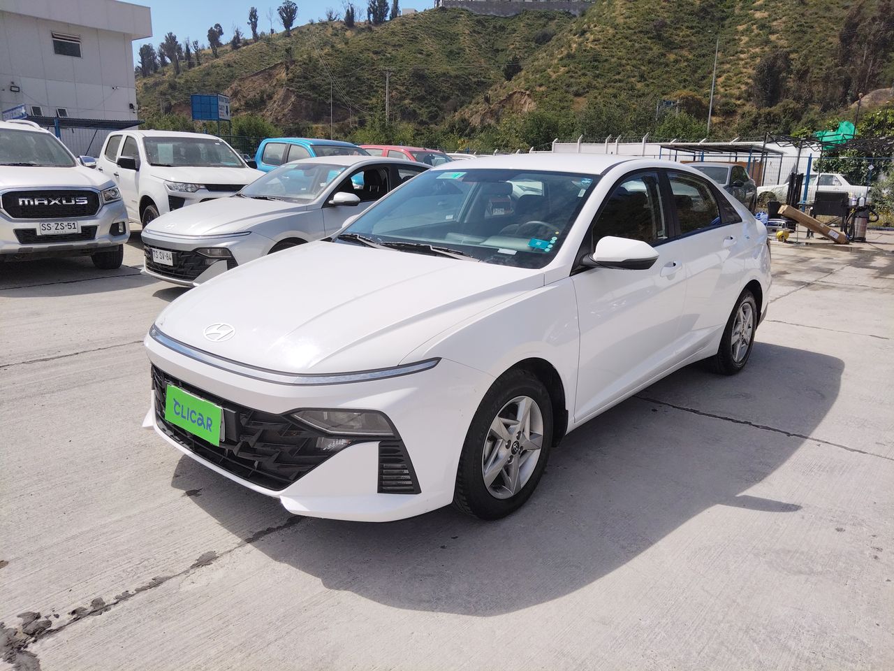 HYUNDAI - 2