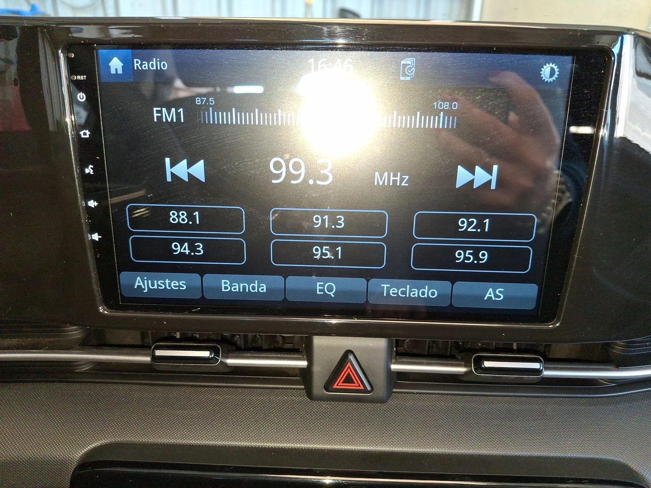 HYUNDAI - 27