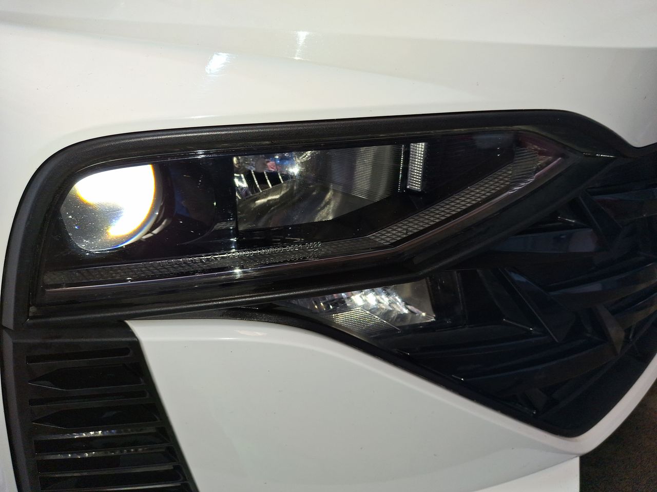 HYUNDAI - 17