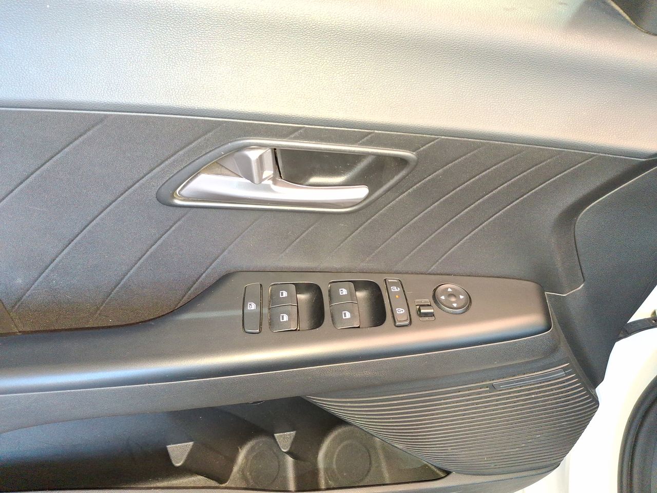 HYUNDAI - 21