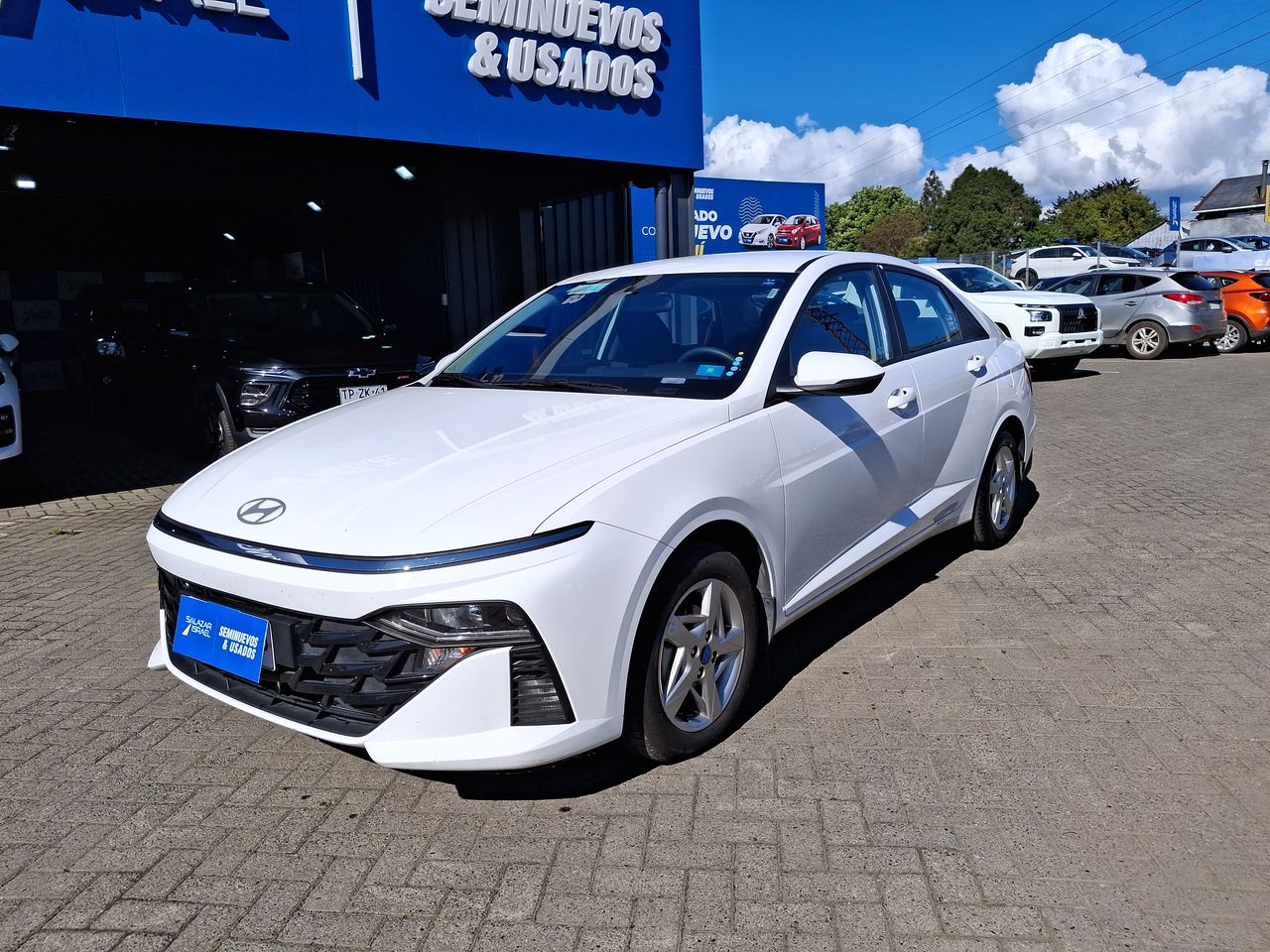 HYUNDAI - 3