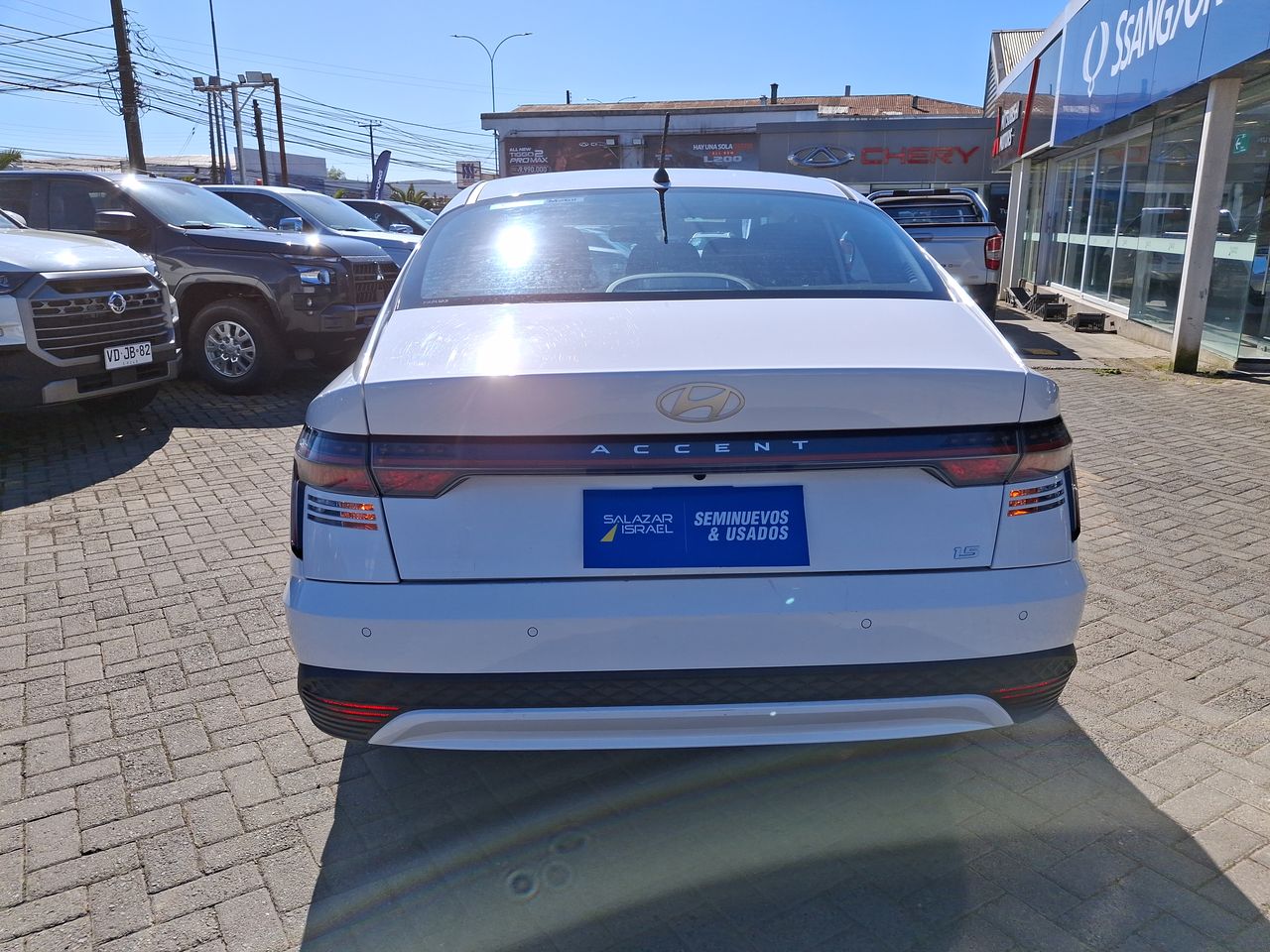 HYUNDAI - 6