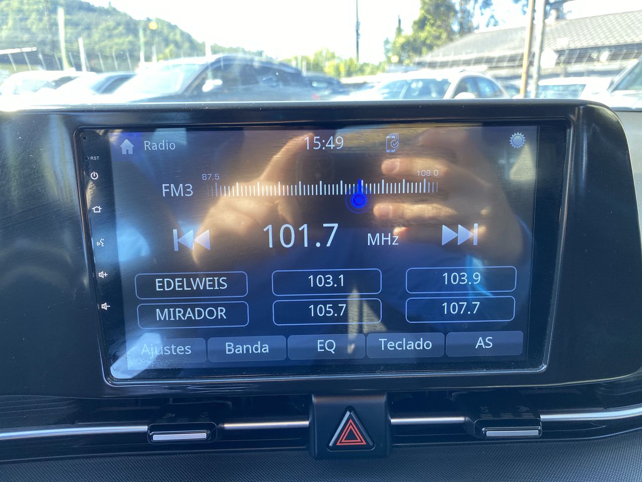 HYUNDAI - 27
