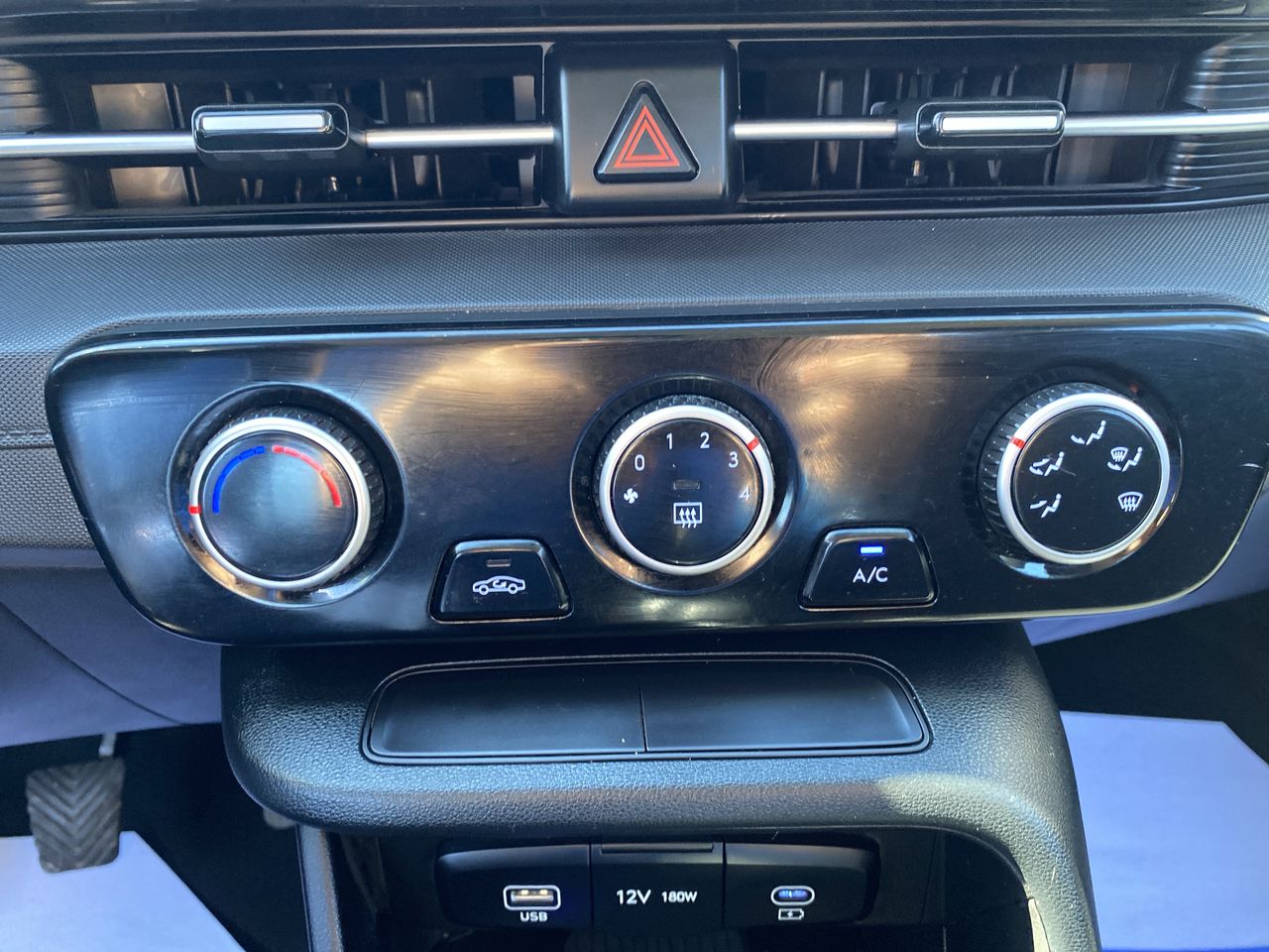 HYUNDAI - 29