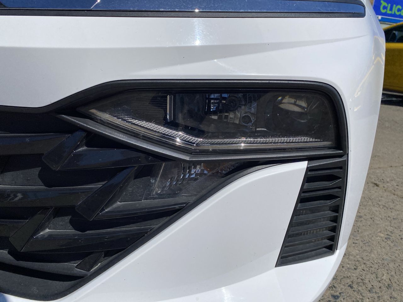 HYUNDAI - 19