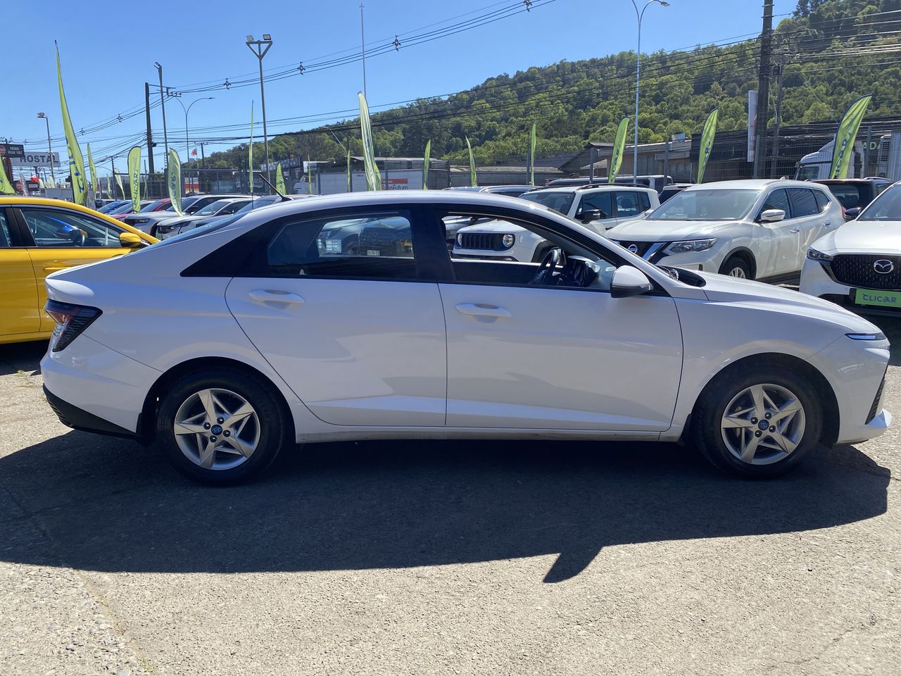 HYUNDAI - 8