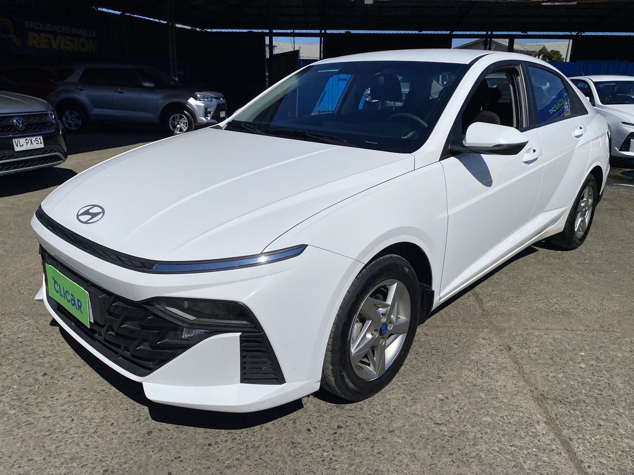 HYUNDAI - 3