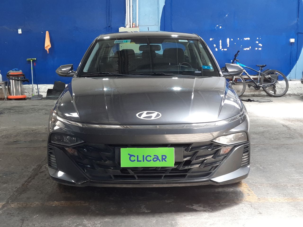 HYUNDAI - 2