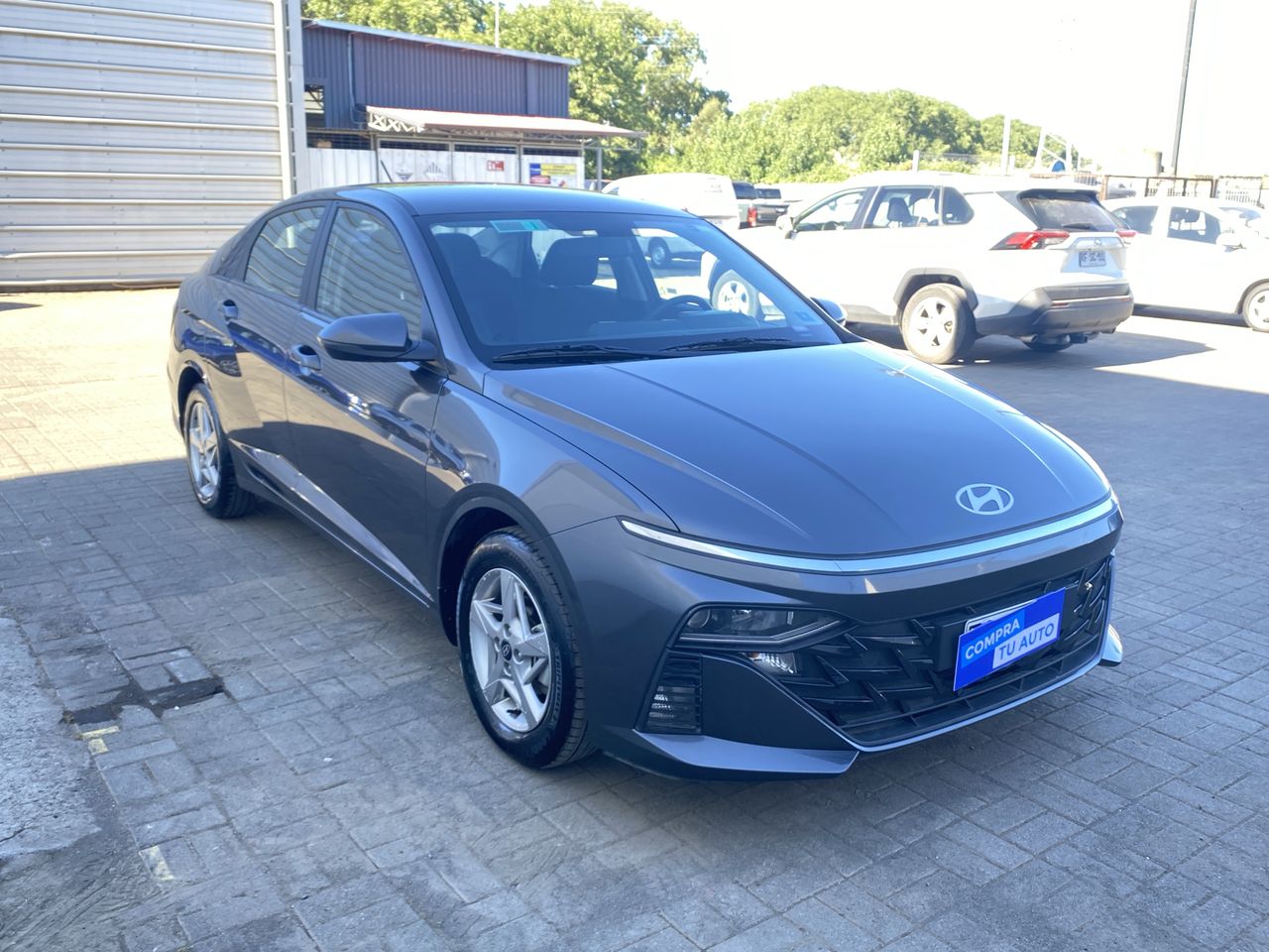 HYUNDAI - 1