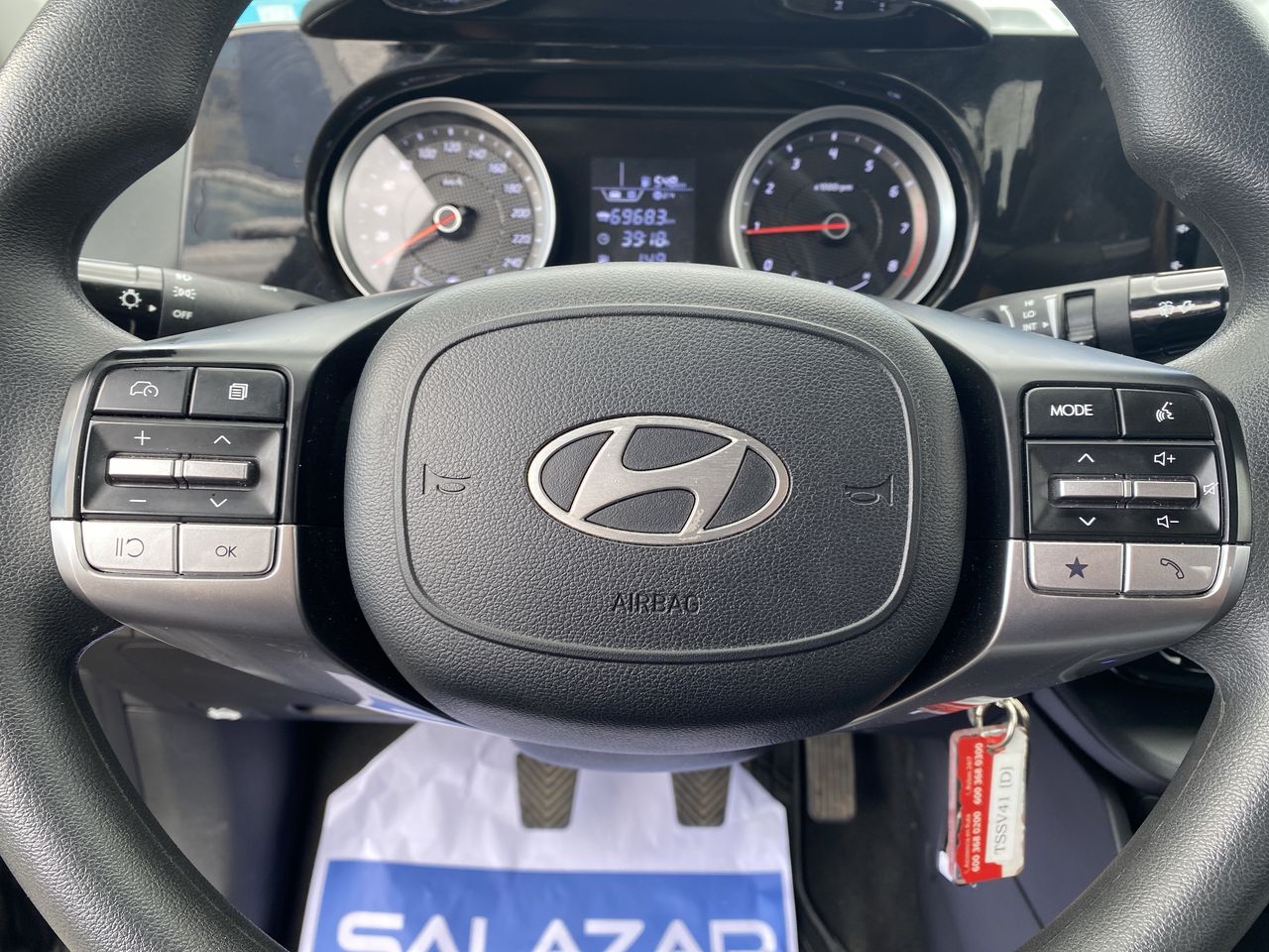 HYUNDAI - 25