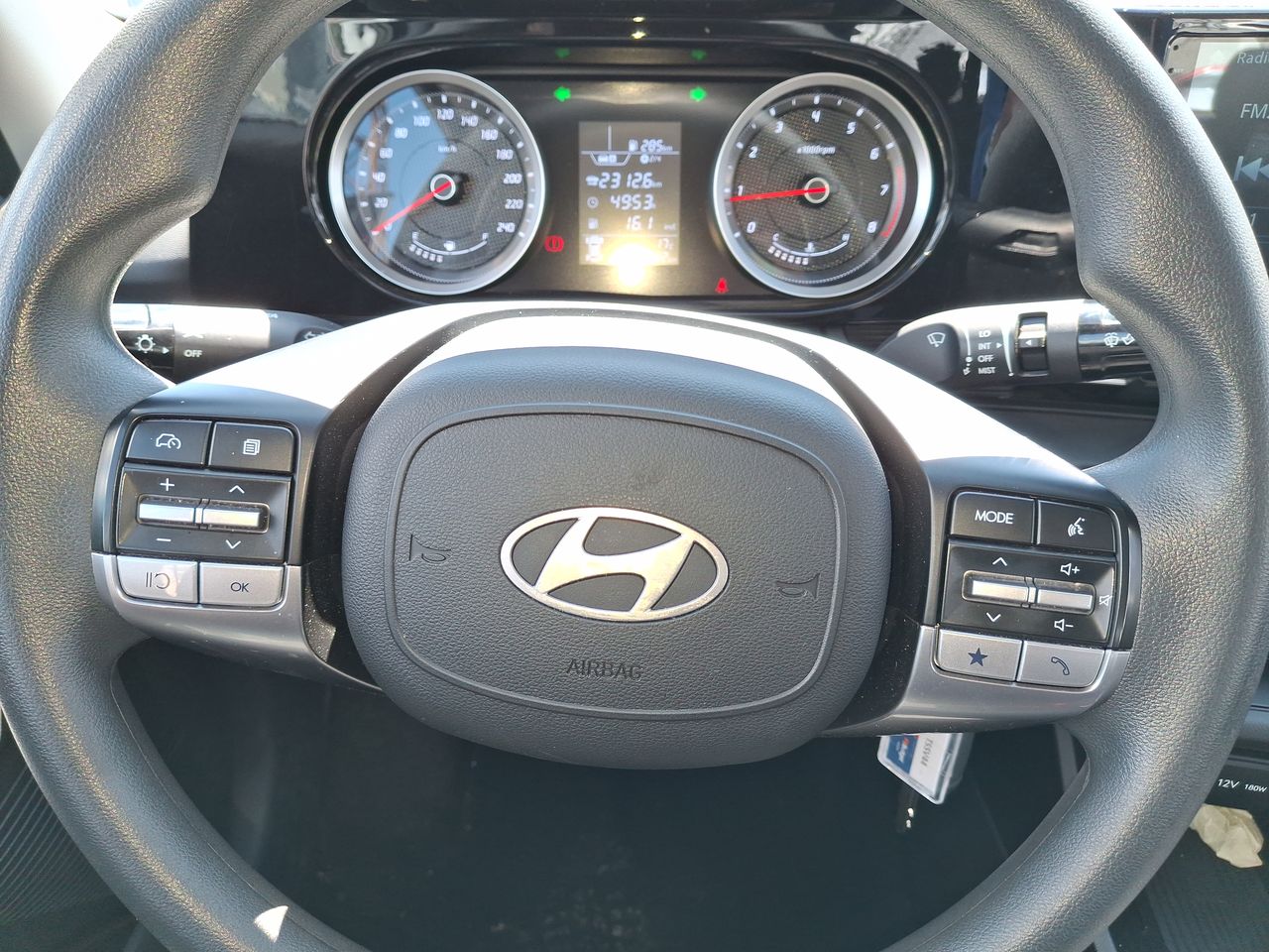 HYUNDAI - 27