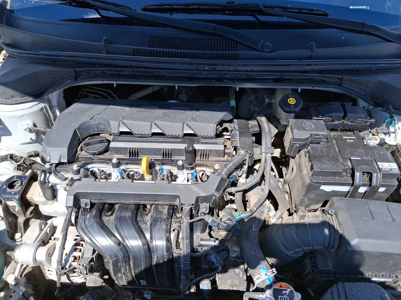 HYUNDAI - 18