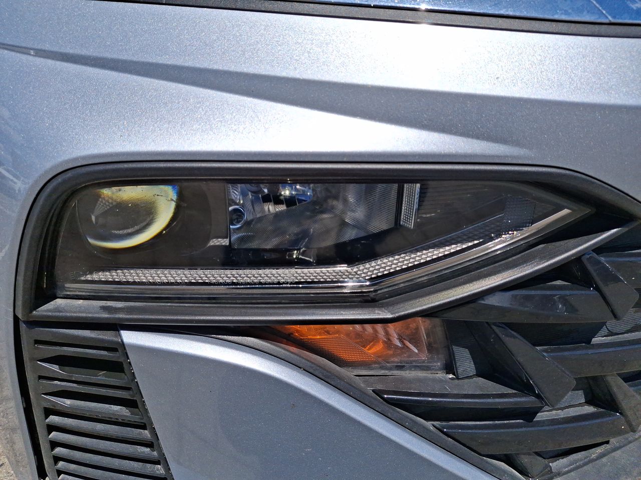 HYUNDAI - 19