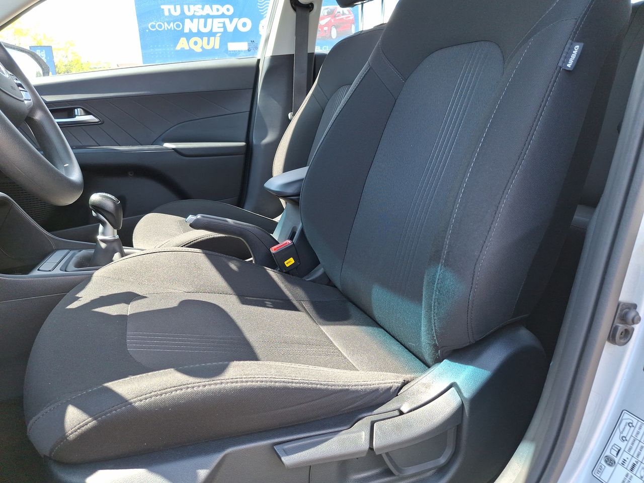HYUNDAI - 25