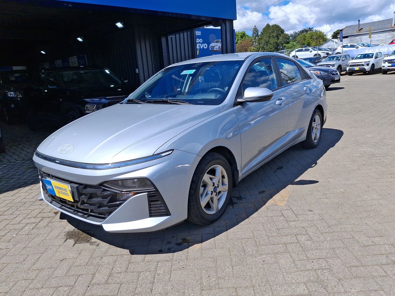 HYUNDAI - 3