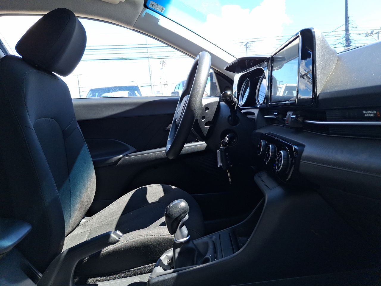 HYUNDAI - 15