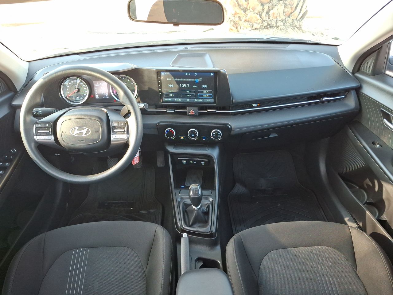 HYUNDAI - 32