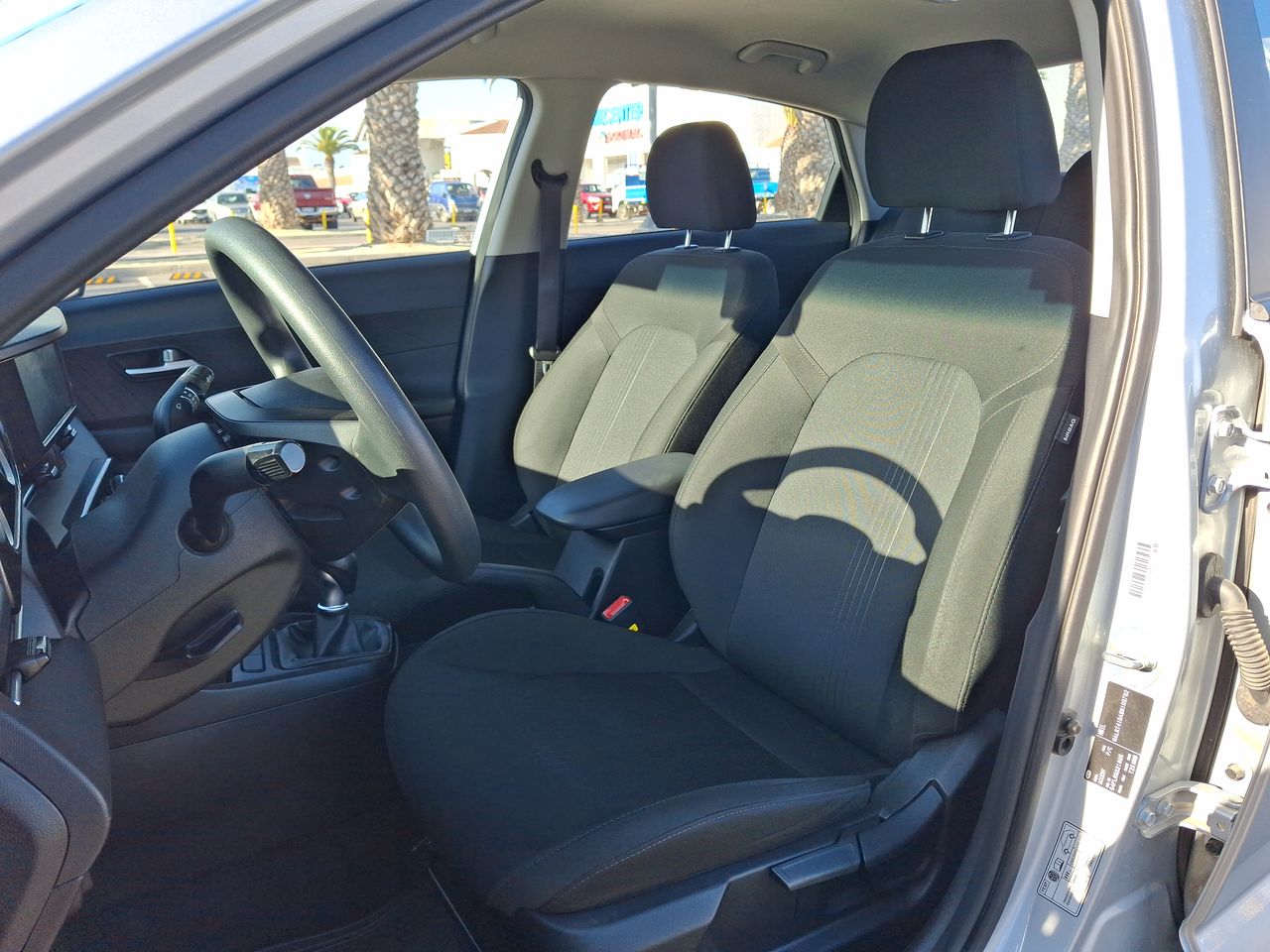 HYUNDAI - 24