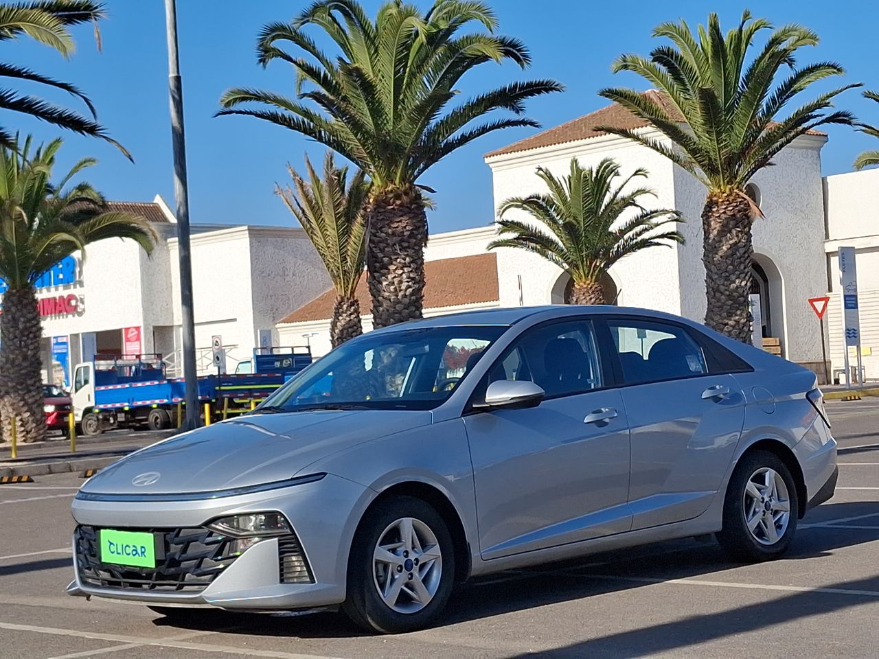 HYUNDAI - 3