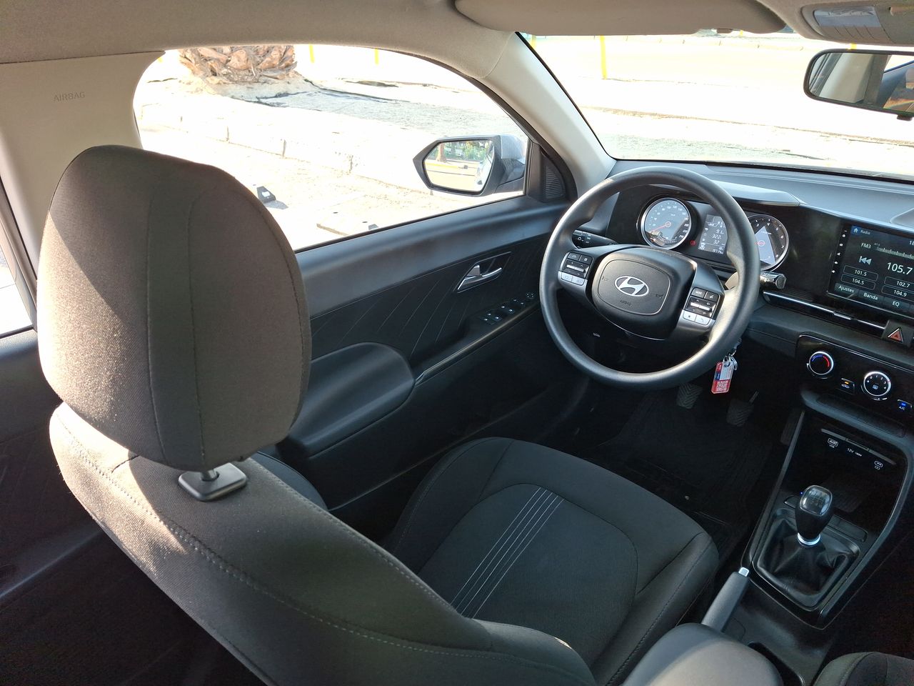 HYUNDAI - 16