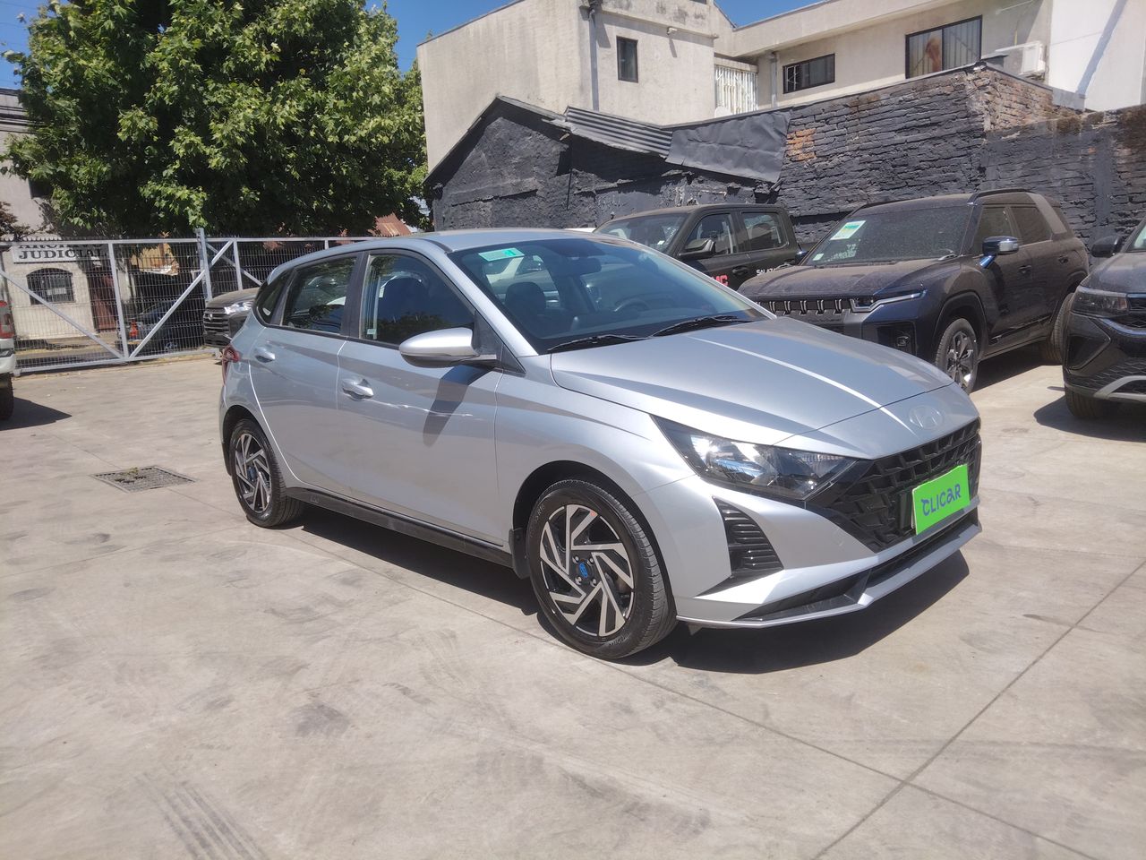 HYUNDAI - 1
