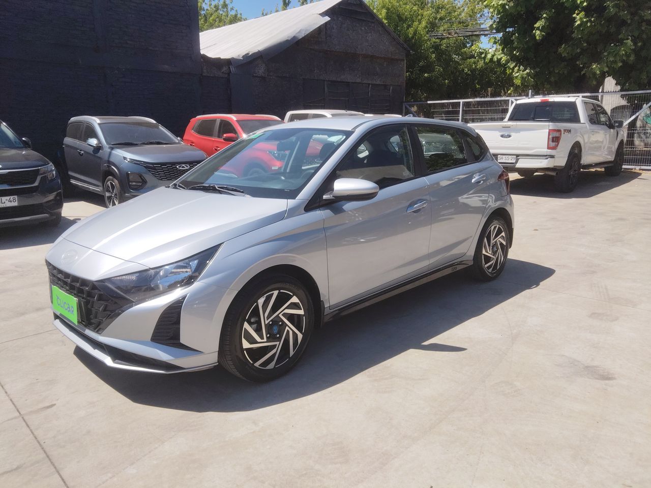 HYUNDAI - 3