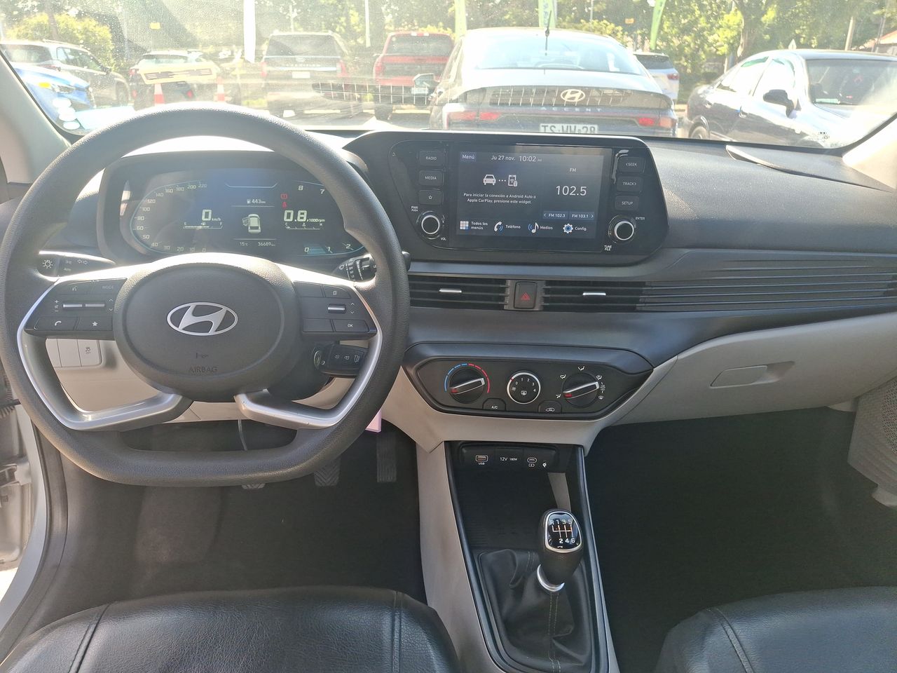 HYUNDAI - 25