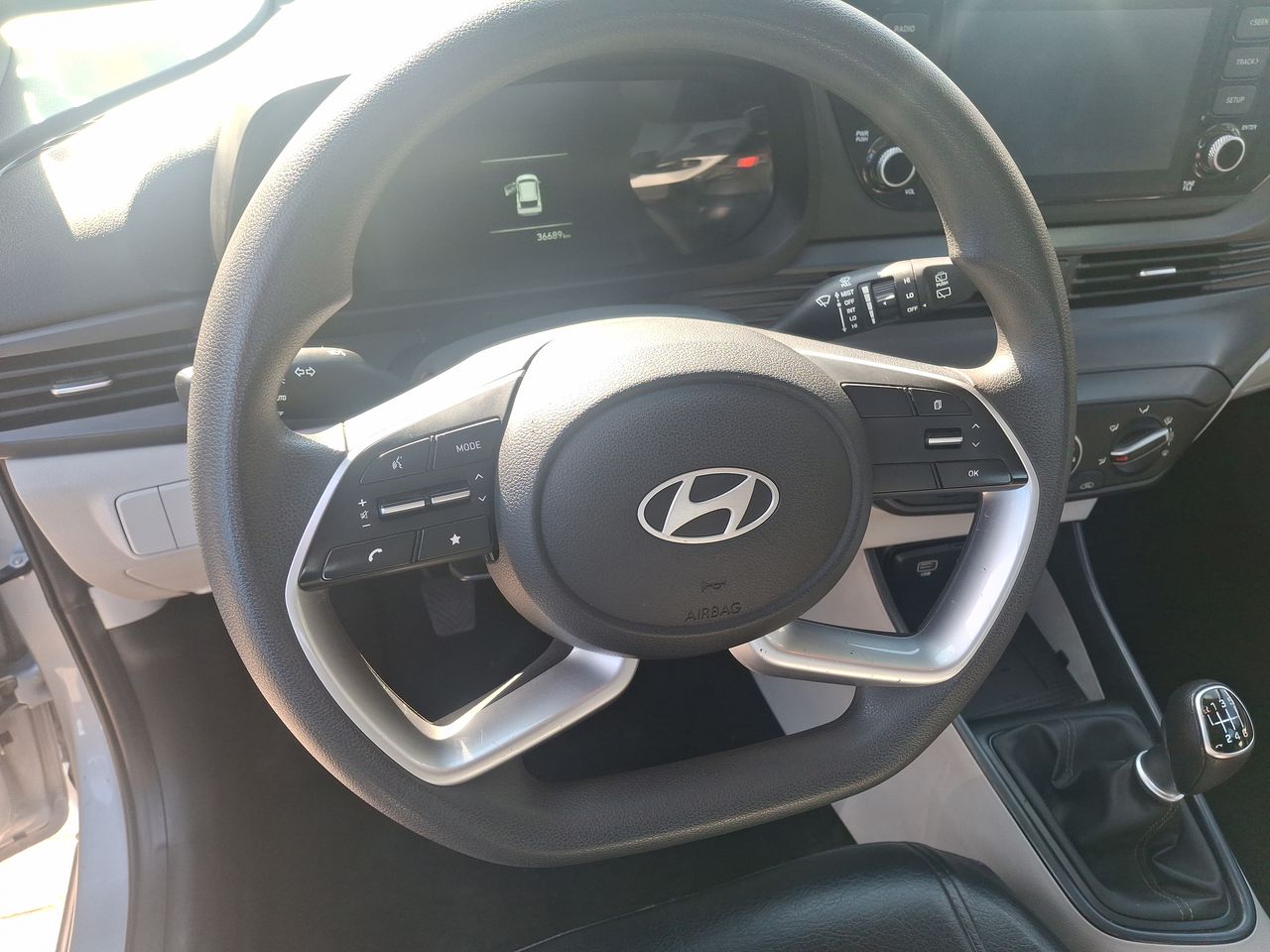 HYUNDAI - 18