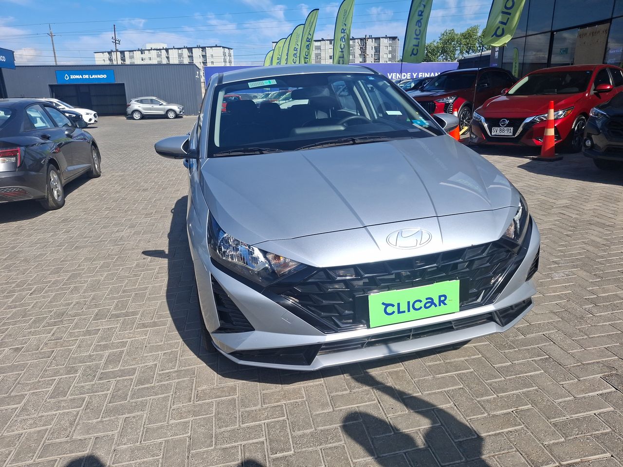 HYUNDAI - 2