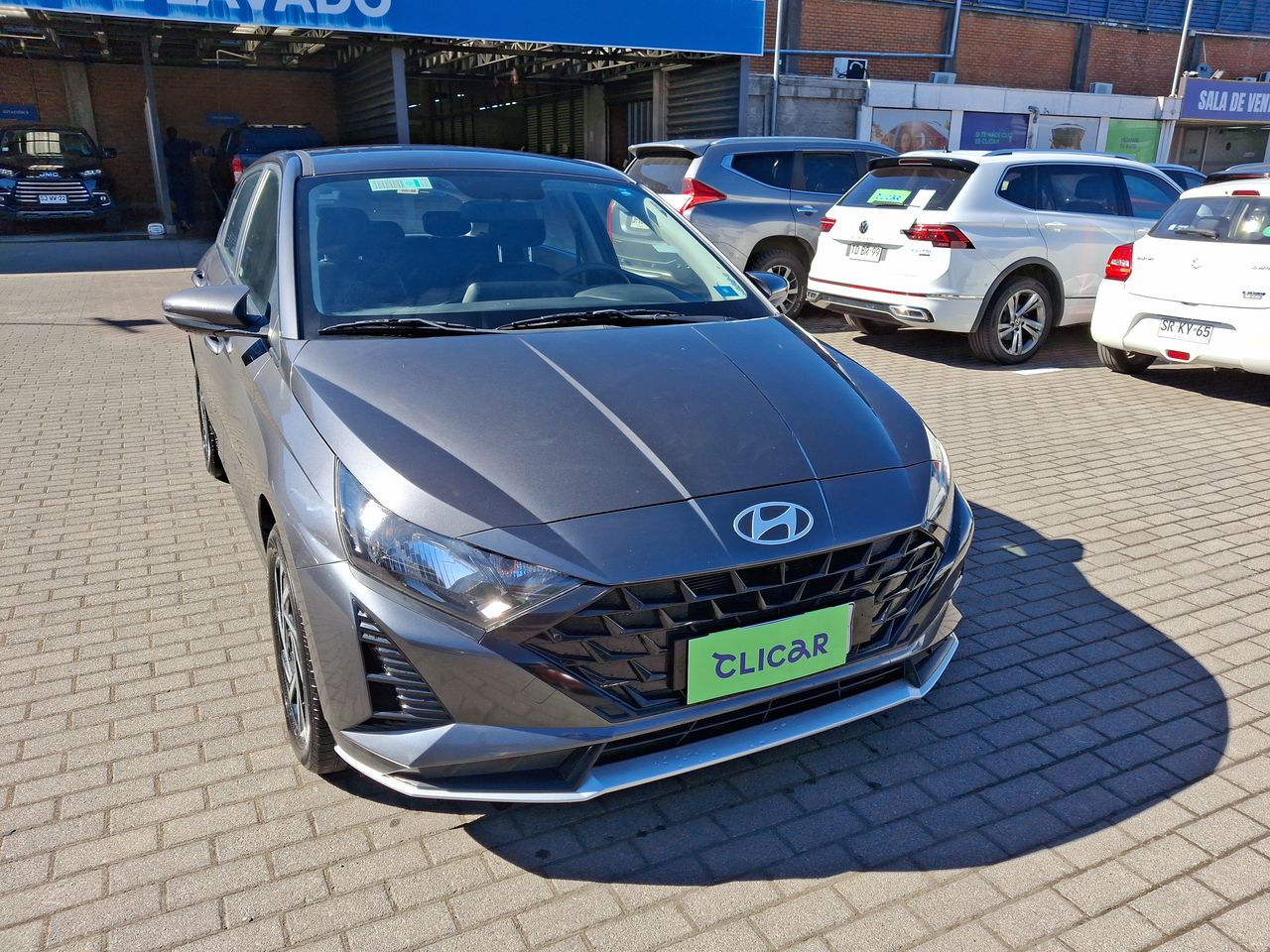 HYUNDAI - 1
