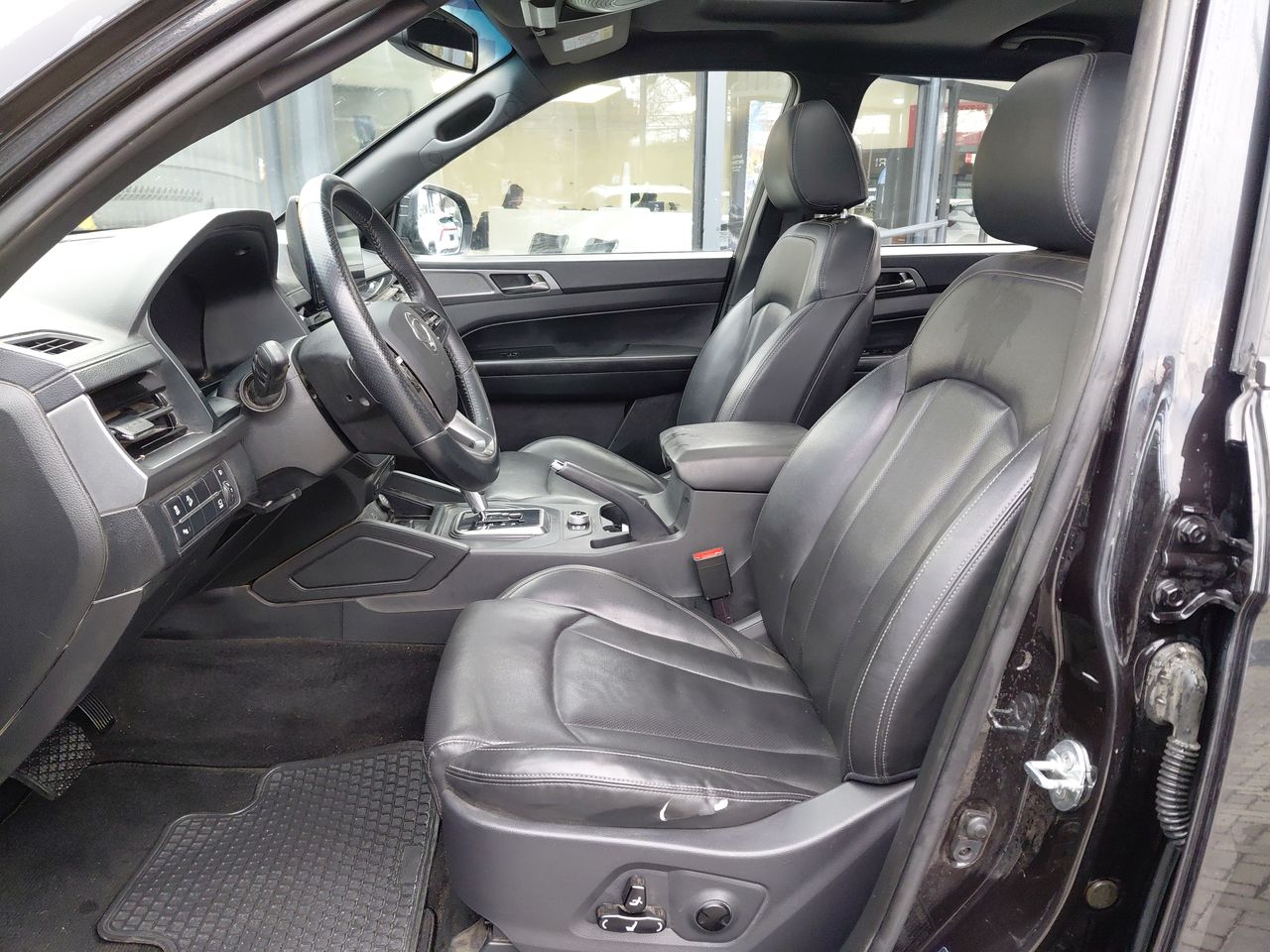 SSANGYONG - 14