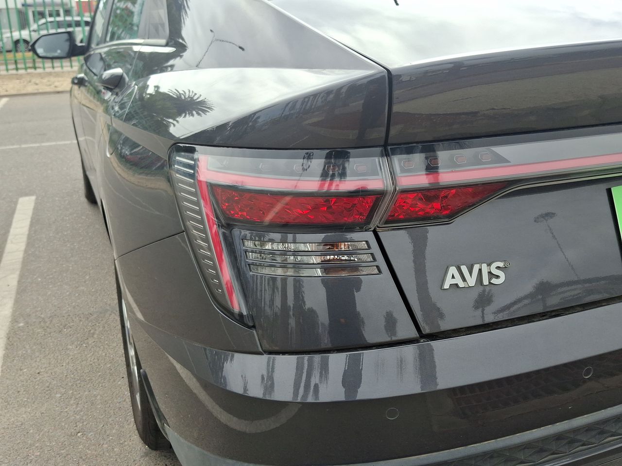 HYUNDAI - 20