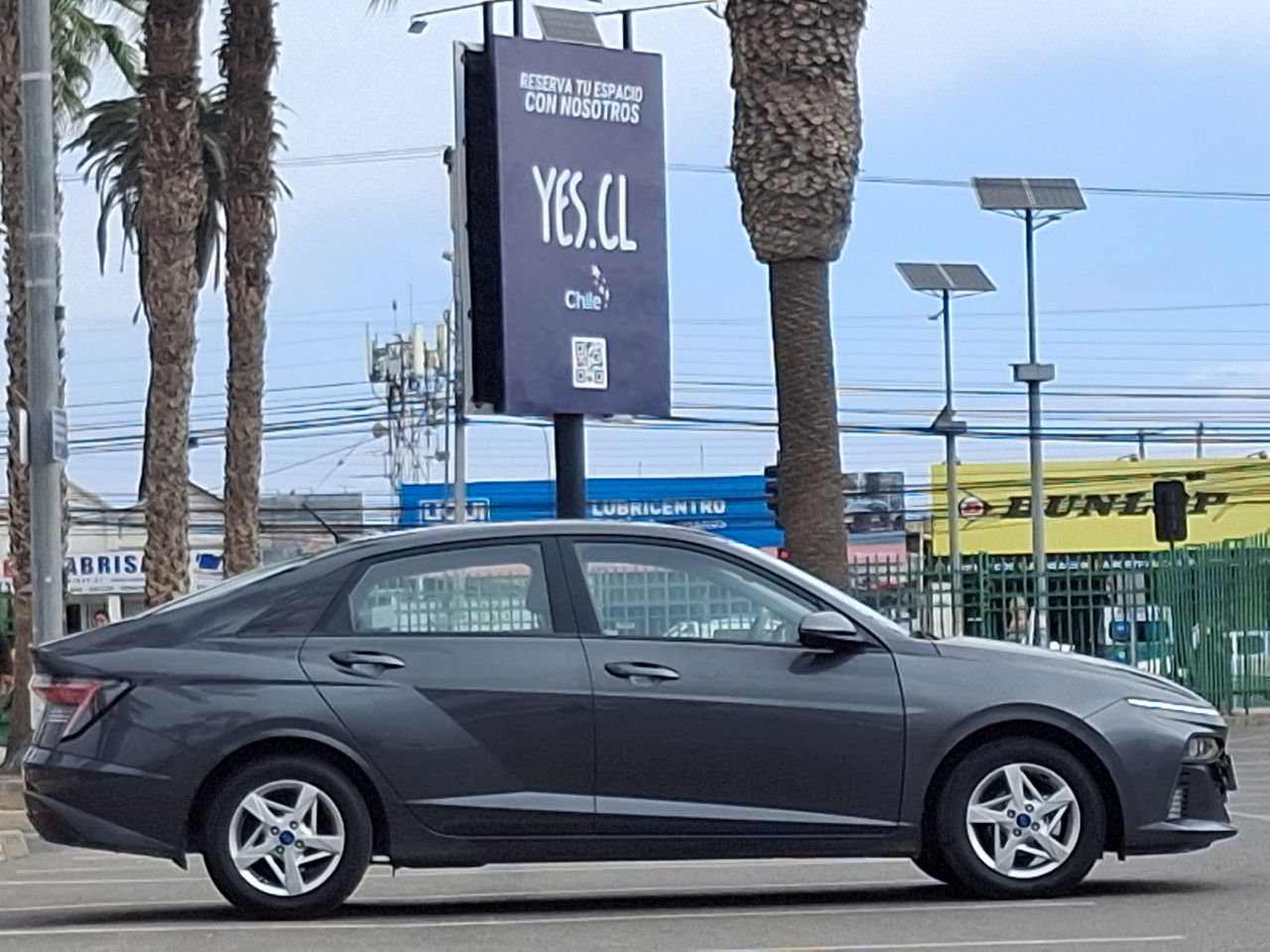 HYUNDAI - 8