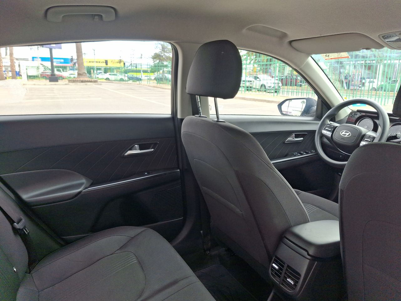 HYUNDAI - 15