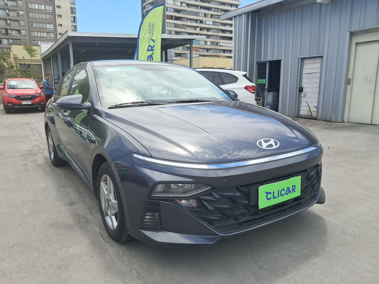 HYUNDAI - 1
