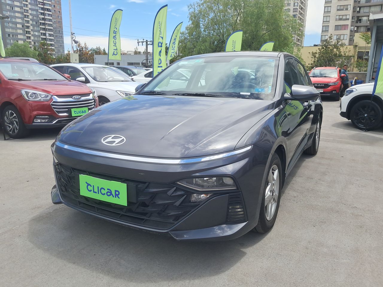 HYUNDAI - 3