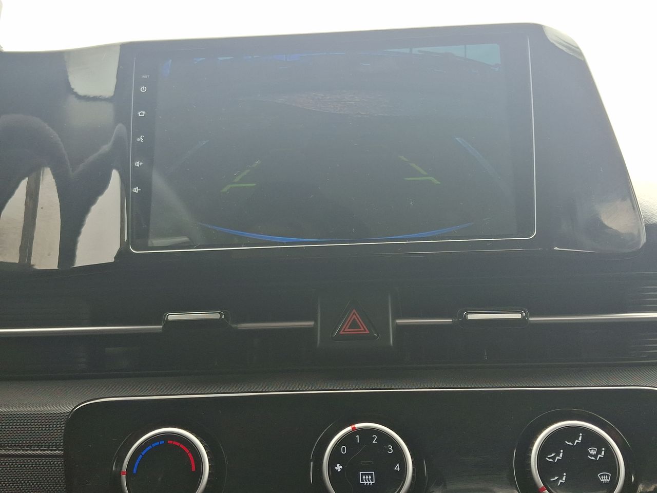 HYUNDAI - 28