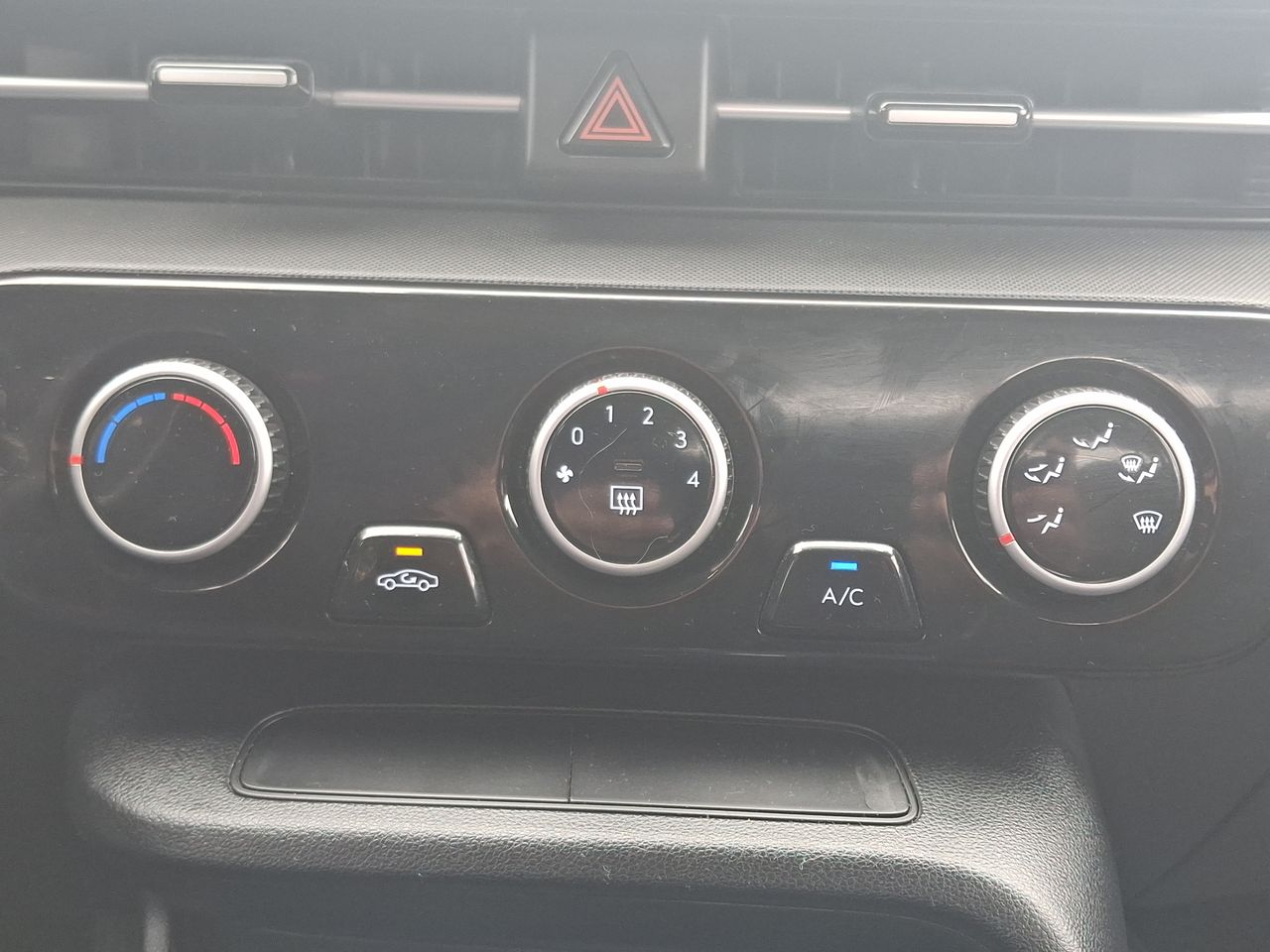 HYUNDAI - 29