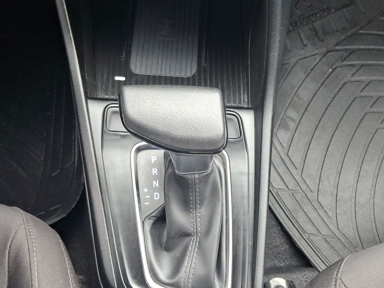 HYUNDAI - 30