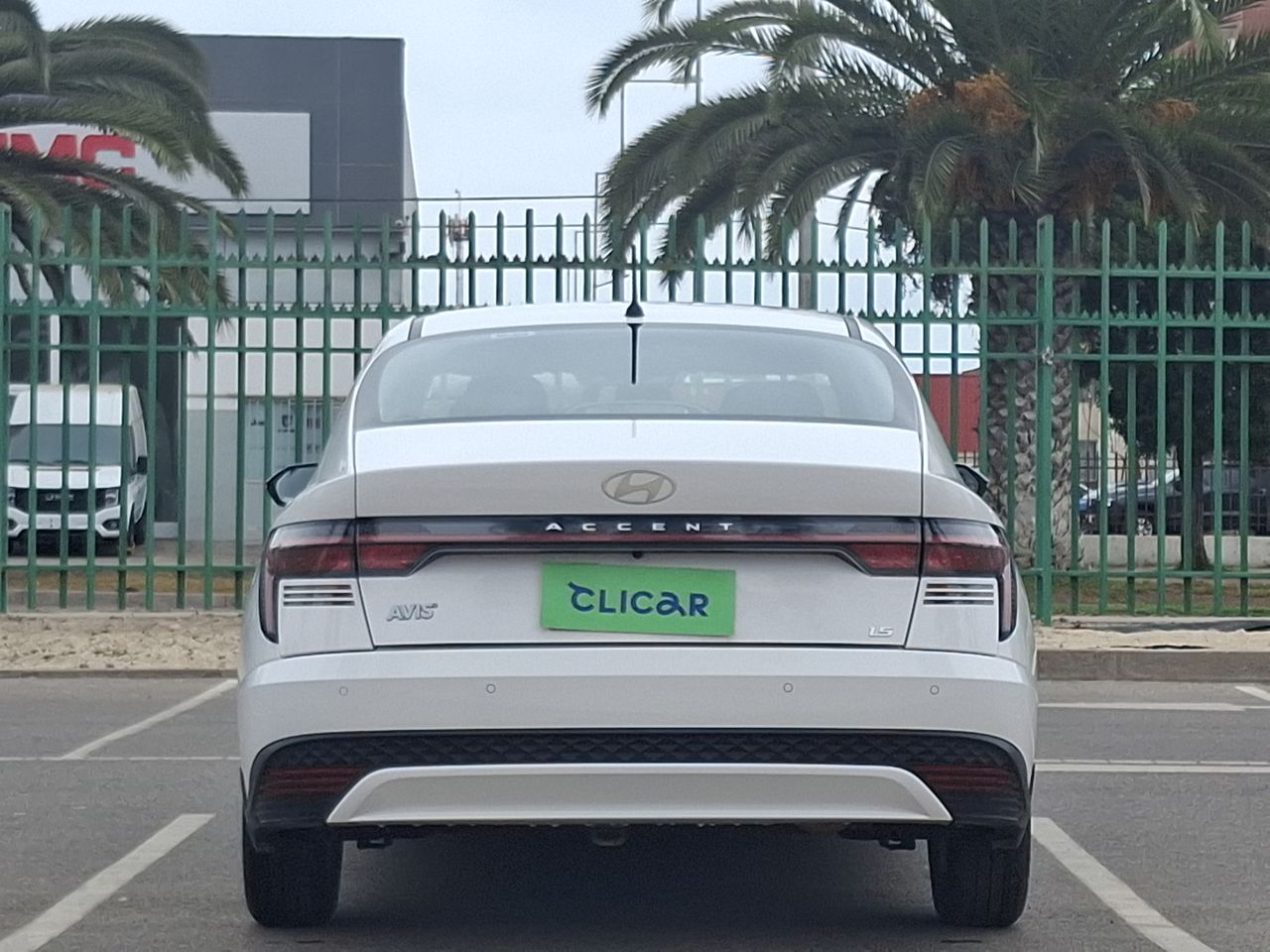 HYUNDAI - 6