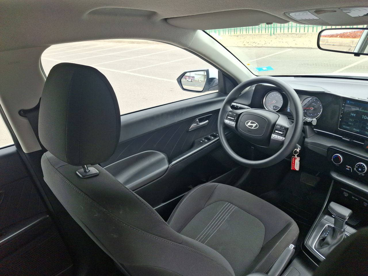 HYUNDAI - 16