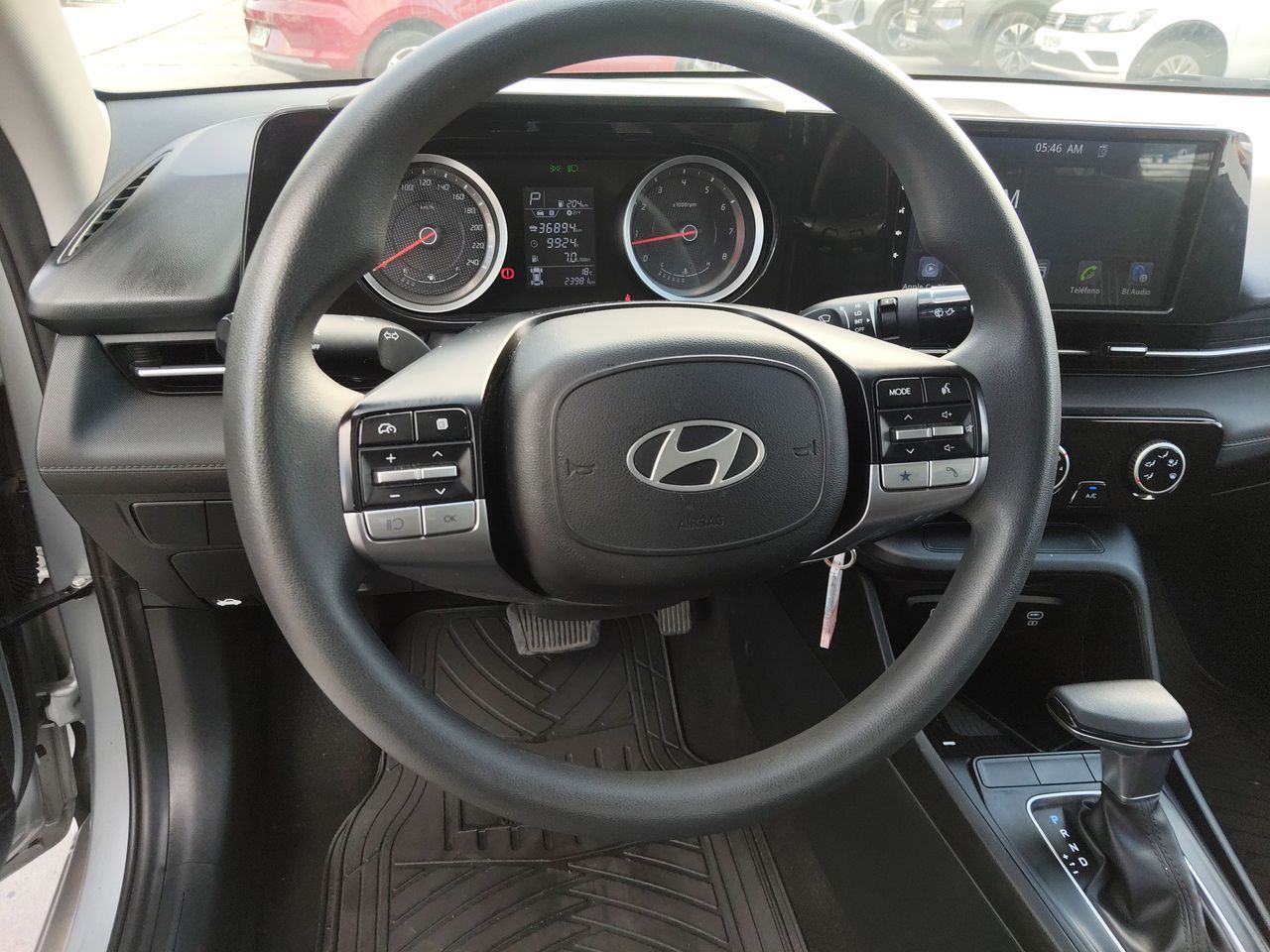 HYUNDAI - 18