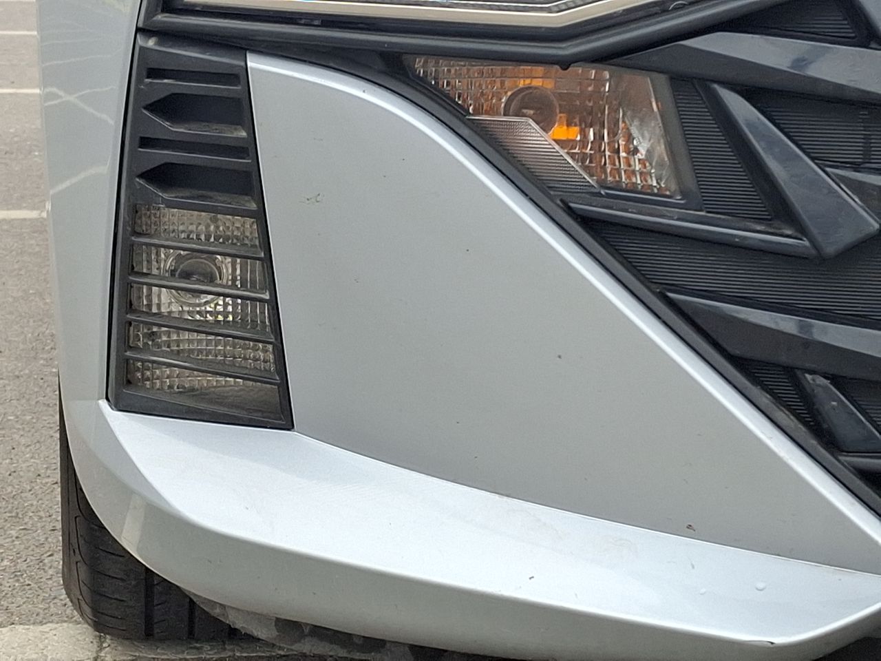 HYUNDAI - 19