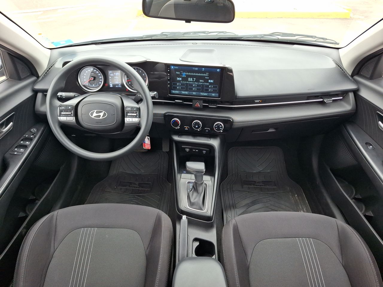 HYUNDAI - 9