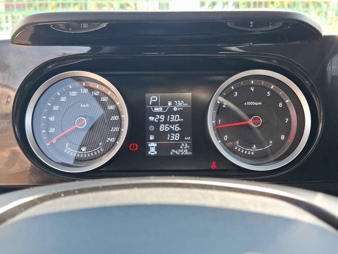 HYUNDAI - 26