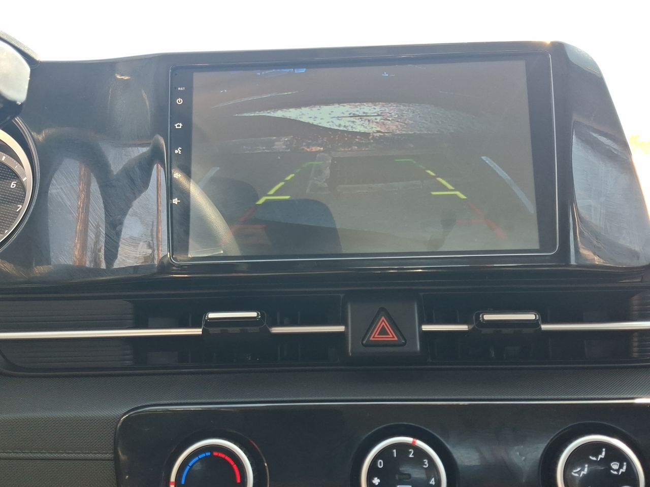 HYUNDAI - 28